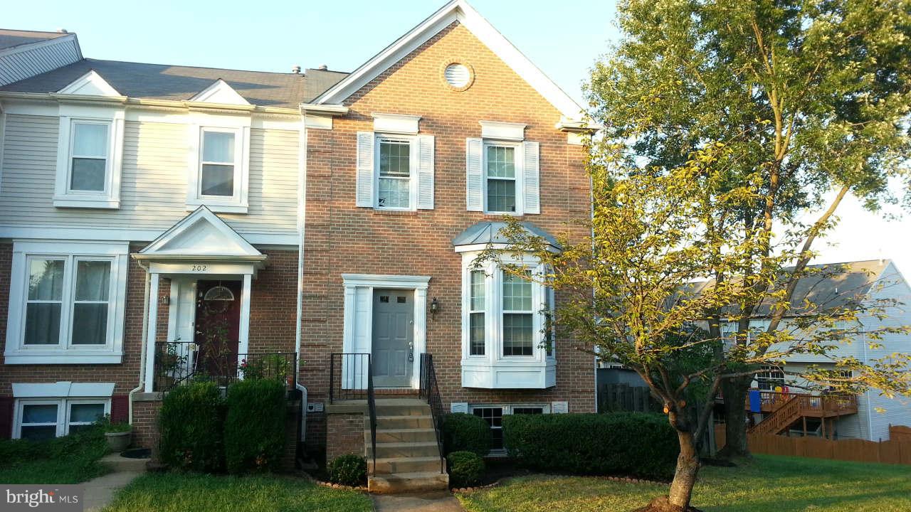 200 Harrogate Road Fredericksburg, VA 22406 - Photo 1 of 22 Exterior (Front)