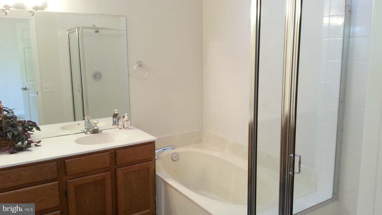 200 Harrogate Road Fredericksburg, VA 22406 - Photo 12 of 22 Bath (Master)