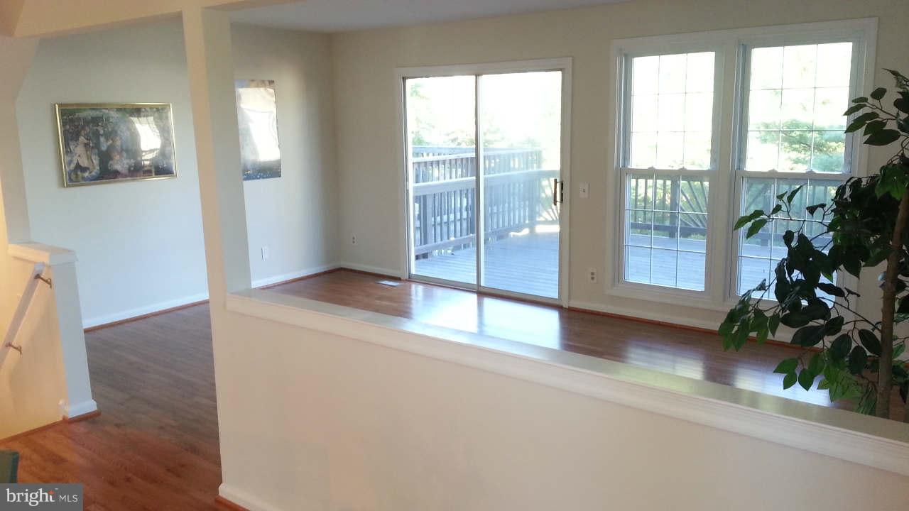 200 Harrogate Road Fredericksburg, VA 22406 - Photo 8 of 22 Living Room