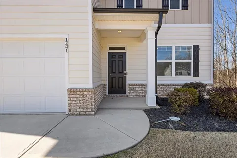 $400,000 | 1241 Richmond Court Southeast, Atlanta, GA 30354