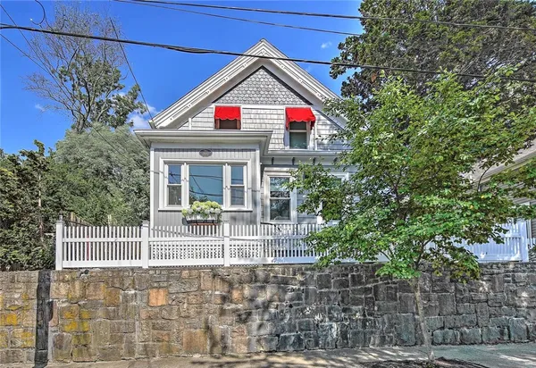 $3,500 | 25 Tecumseh Street, Providence, RI 02906