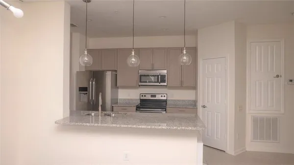 $2,050 | 6466 Cava Alta Drive, Unit 101, Orlando, FL 32835