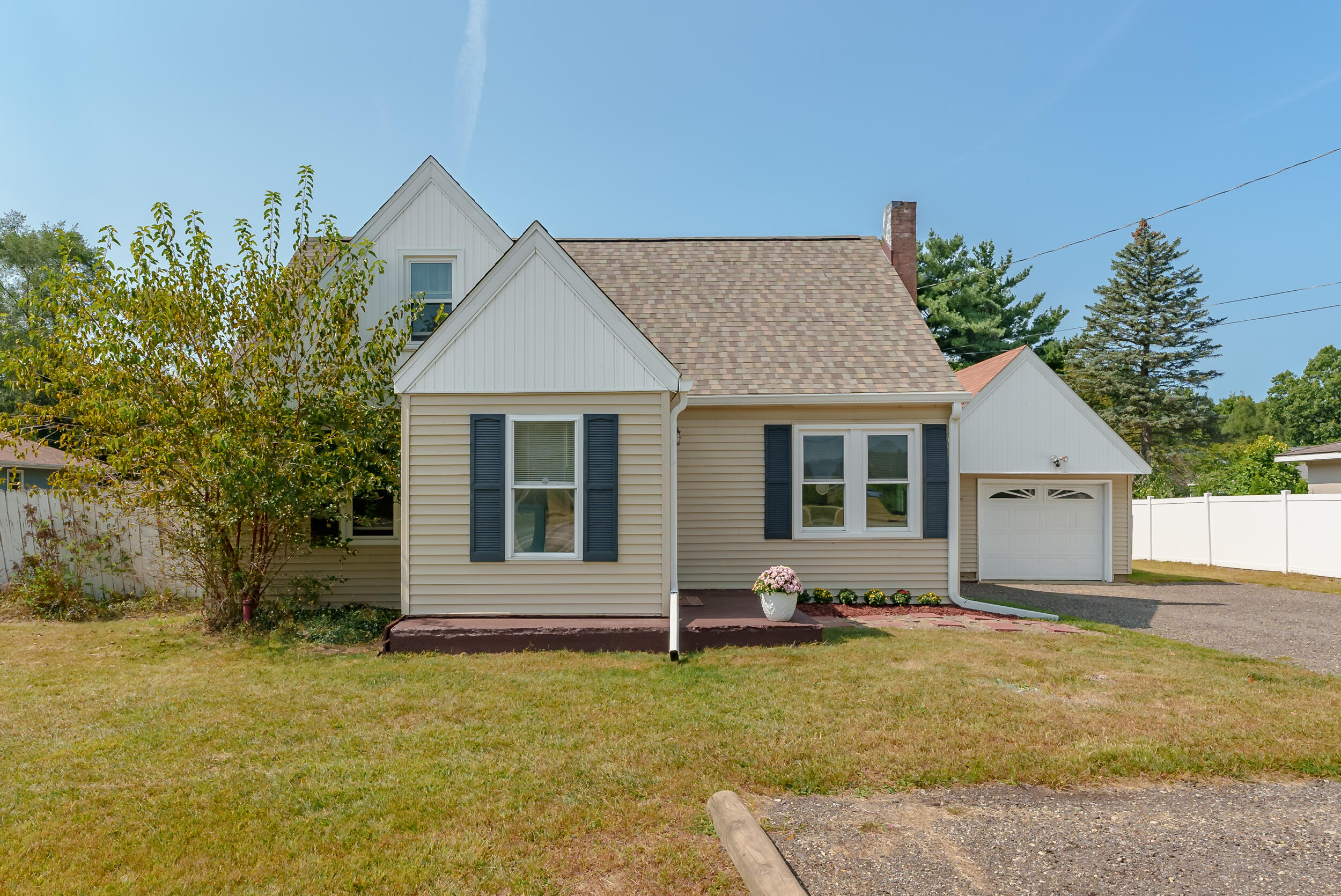 10032 Portage Road Portage, MI 49002 - Photo 1 of 41 Portage_Rd_10032_Portage_49002-32
