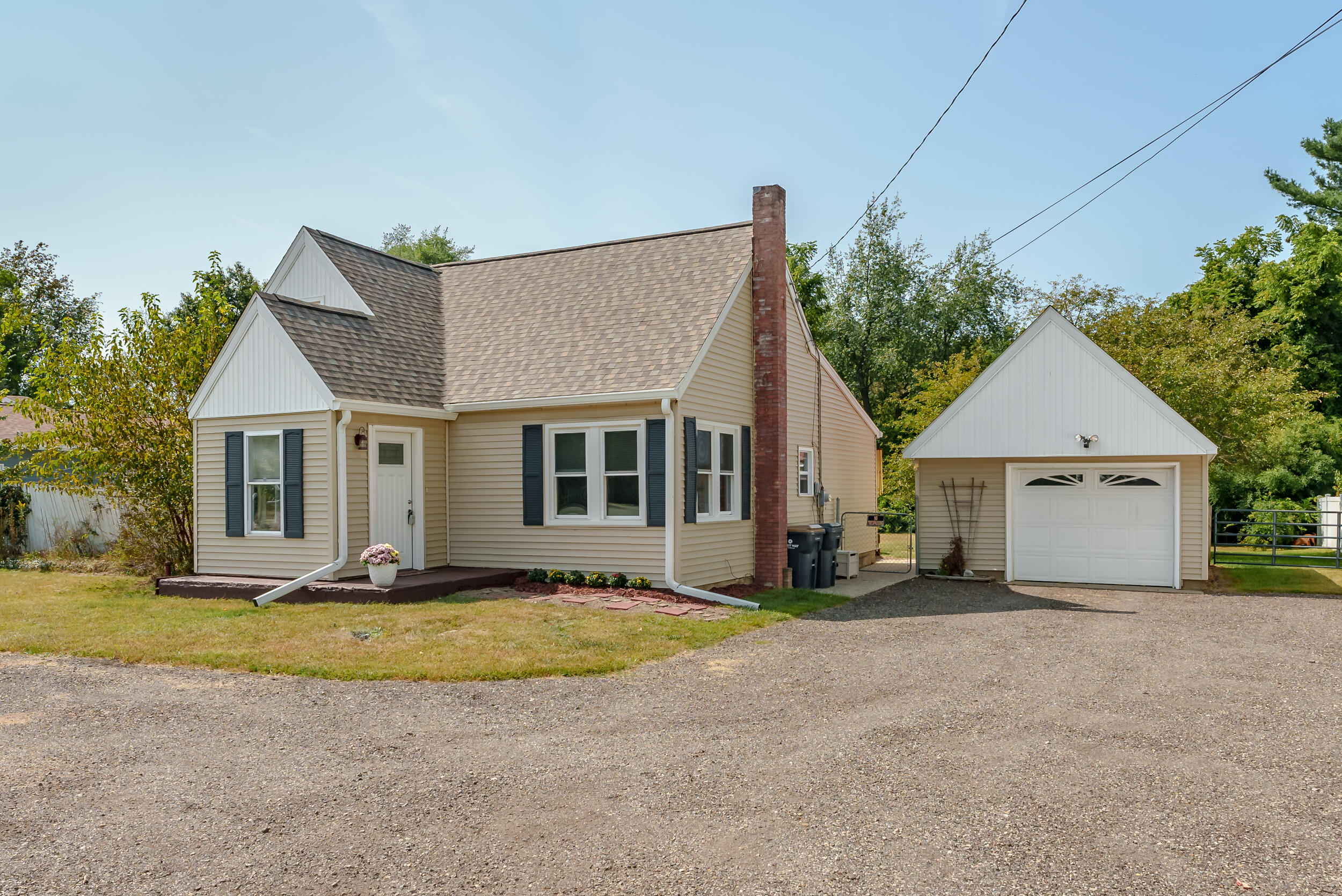 10032 Portage Road Portage, MI 49002 - Photo 2 of 41 Portage_Rd_10032_Portage_49002-1