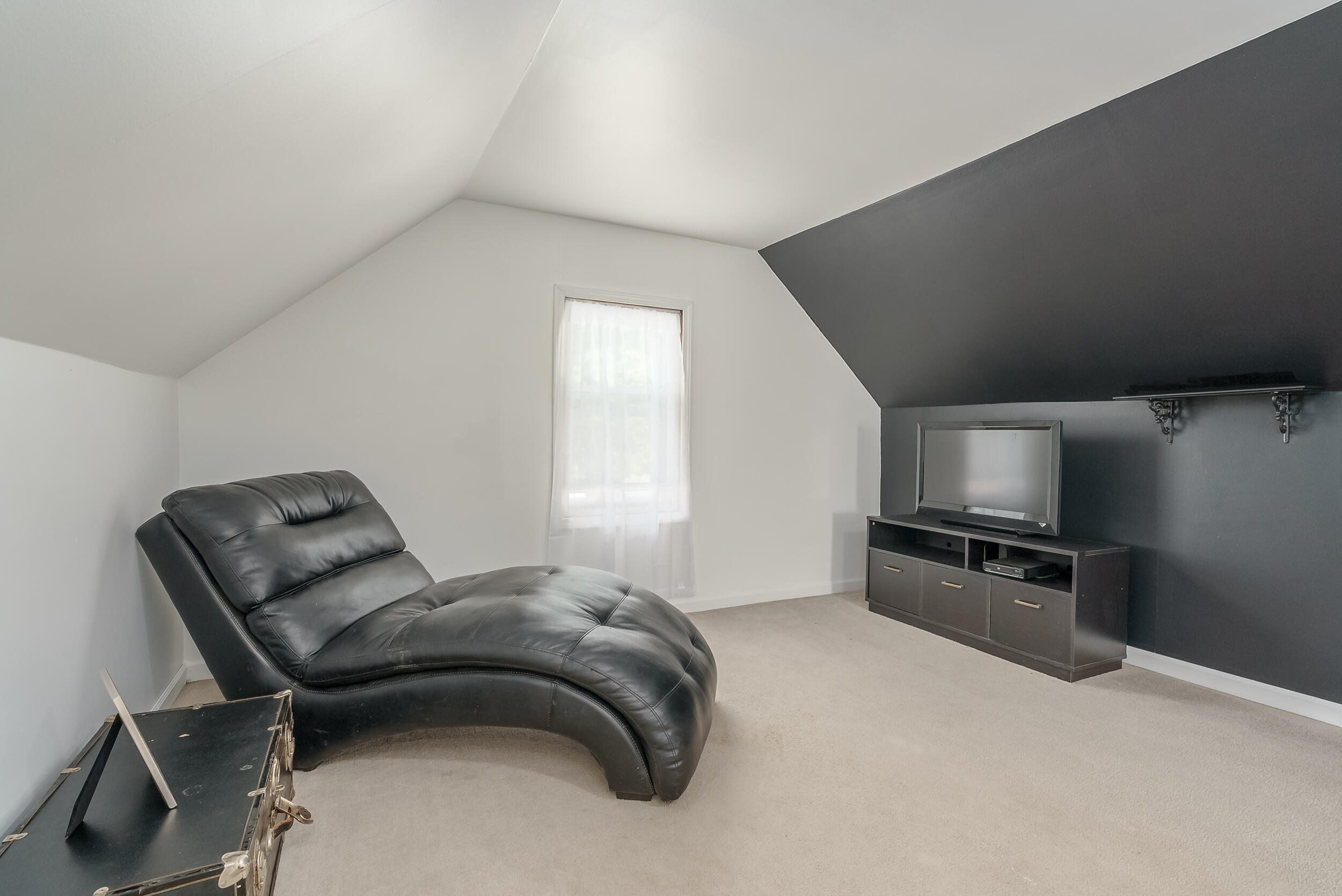 10032 Portage Road Portage, MI 49002 - Photo 23 of 41 Portage_Rd_10032_Portage_49002-22