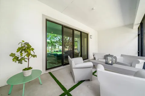 $1,250,000 | 3069 Safflower Circle, West Palm Beach, FL 33401