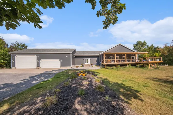 $689,000 | 7914 Stony Lake Road, Jackson, MI 49201
