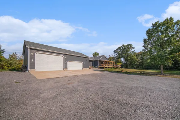 $629,900 | 7914 Stony Lake Road, Jackson, MI 49201