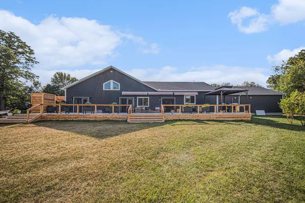 $629,900 | 7914 Stony Lake Road, Jackson, MI 49201