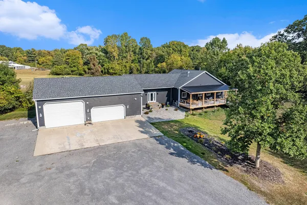$629,900 | 7914 Stony Lake Road, Jackson, MI 49201