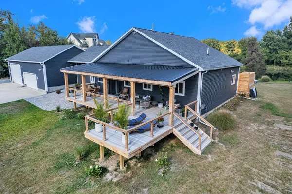$629,900 | 7914 Stony Lake Road, Jackson, MI 49201