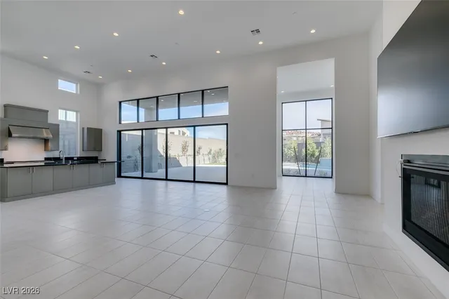 $12,000 | 10710 Agate Clfs Avenue, Las Vegas, NV 89135