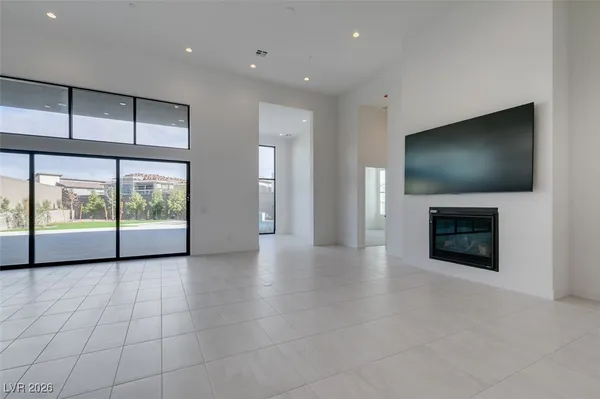 $12,000 | 10710 Agate Clfs Avenue, Las Vegas, NV 89135