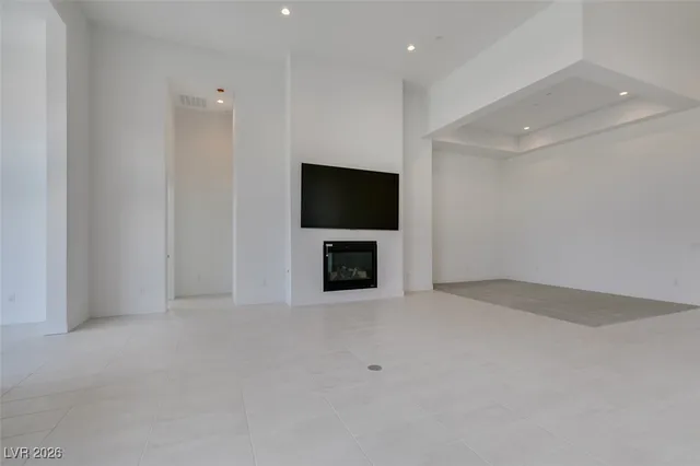 $12,000 | 10710 Agate Clfs Avenue, Las Vegas, NV 89135