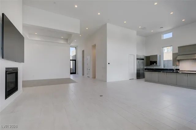 $12,000 | 10710 Agate Clfs Avenue, Las Vegas, NV 89135