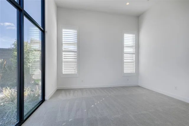 $12,000 | 10710 Agate Clfs Avenue, Las Vegas, NV 89135