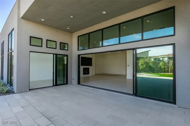 $12,000 | 10710 Agate Clfs Avenue, Las Vegas, NV 89135