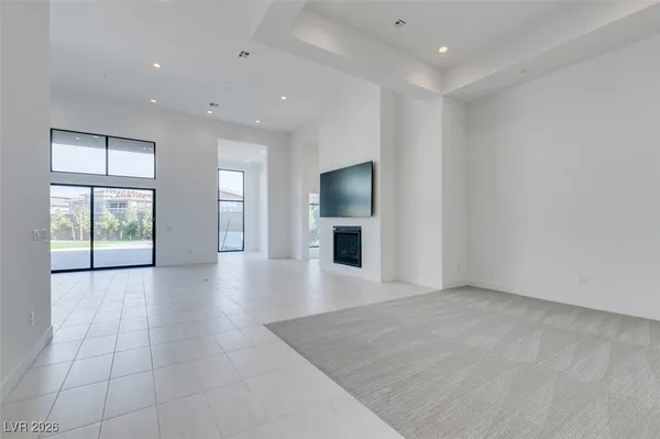 $12,000 | 10710 Agate Clfs Avenue, Las Vegas, NV 89135