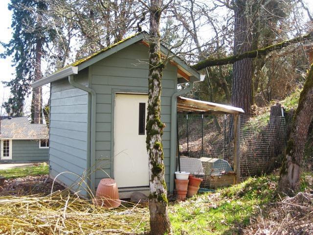 3155 Old Stage Road Central Point, OR 97502 - Photo 12 of 24 Additional Photo
