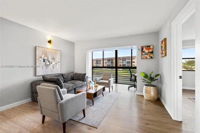 $193,000 | 10444 Northwest 30th Court, Unit 202, Sunrise, FL 33322