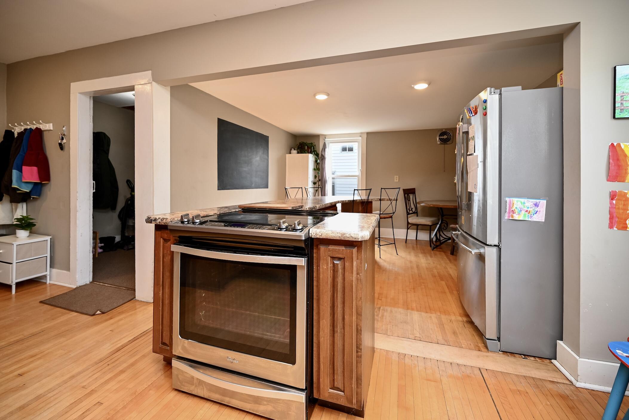 226 Market Street Winona, MN 55987 - Photo 10 of 29 9 Kitchen II