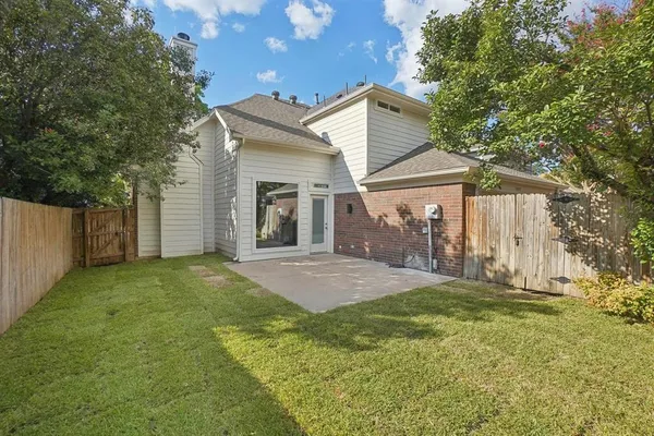 $3,100 | 10417 Burgundy Drive, Frisco, TX 75035