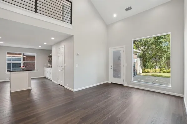 $3,100 | 10417 Burgundy Drive, Frisco, TX 75035