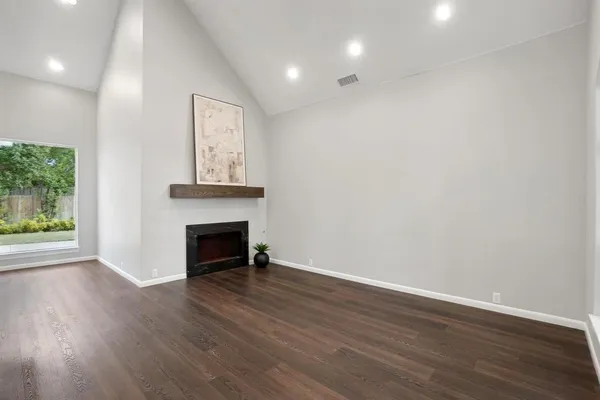 $3,100 | 10417 Burgundy Drive, Frisco, TX 75035