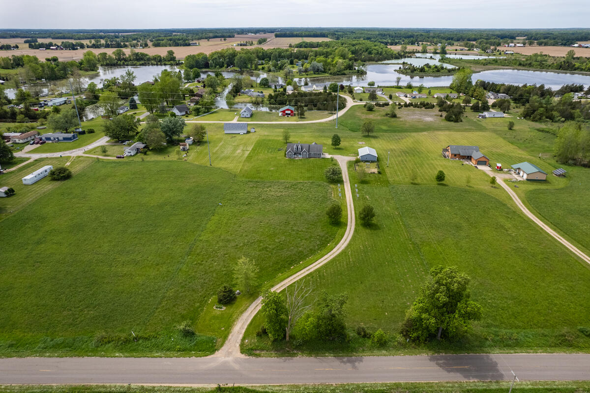 1881 9 Mile Road Union City, MI 49094 - Photo 4 of 49 1881-9-mile-road-3