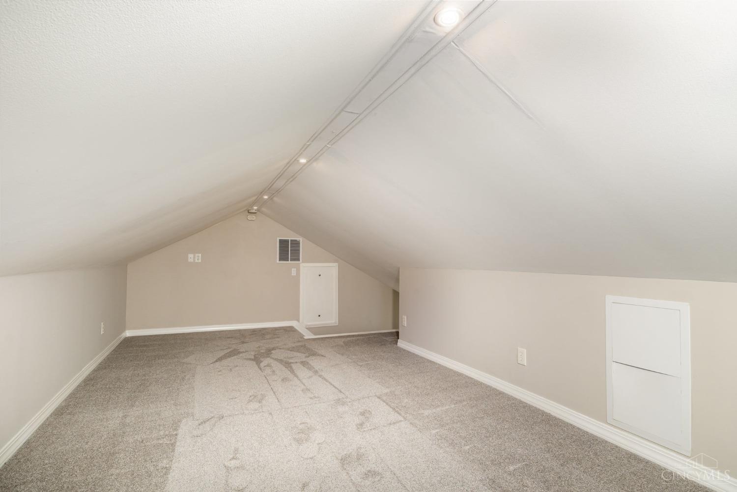 5897 Cook Road Milford, OH 45150 - Photo 15 of 33 Gallery Image 15