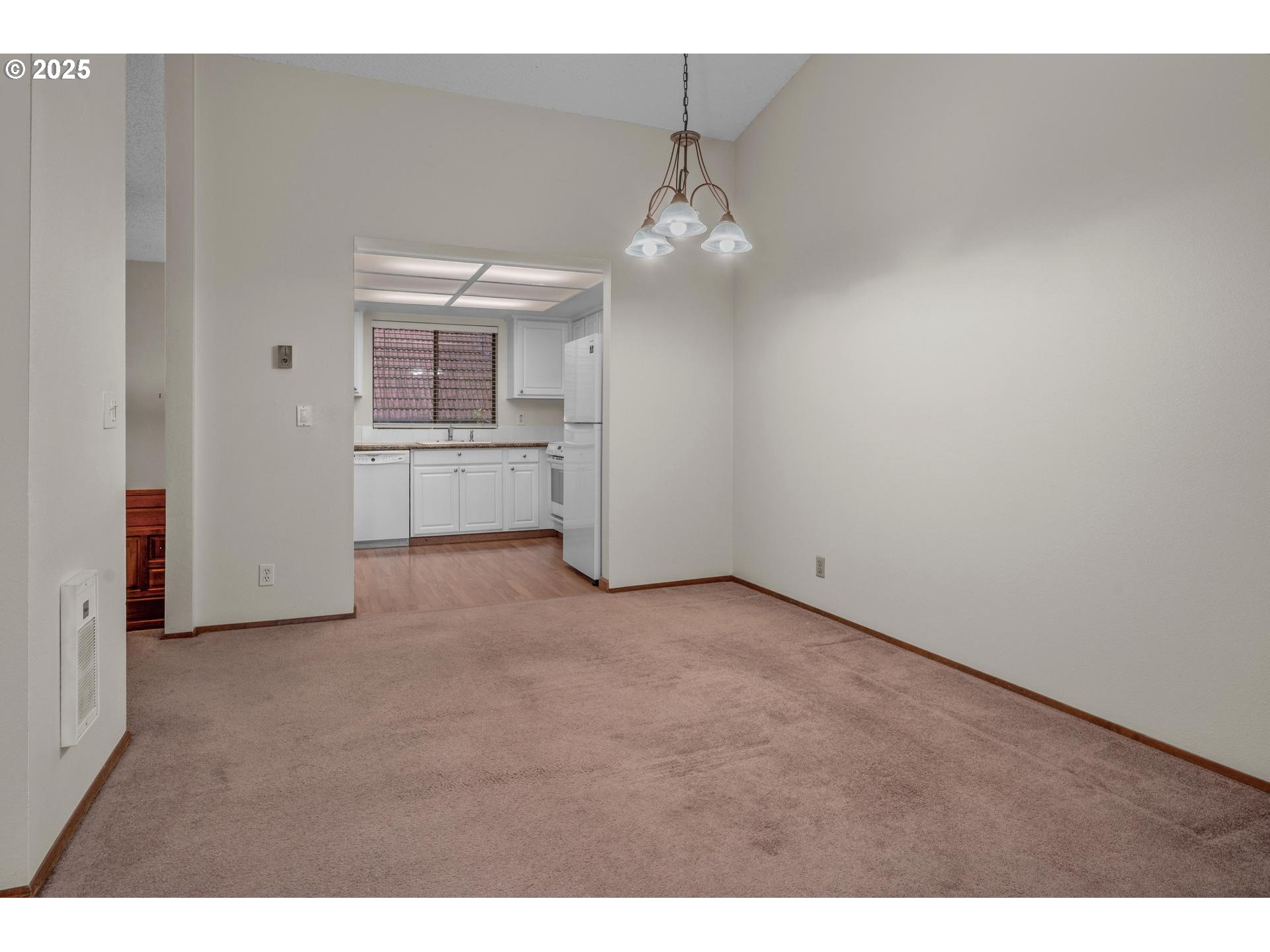 2802 Tree Top Lane West Linn, OR 97068 - Photo 14 of 37