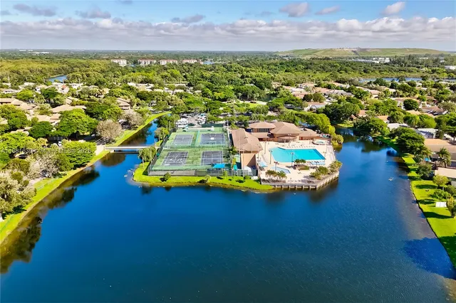 $520,000 | 3620 Northwest 20th Street, Coconut Creek, FL 33066