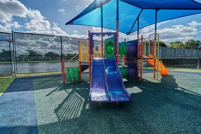 $520,000 | 3620 Northwest 20th Street, Coconut Creek, FL 33066