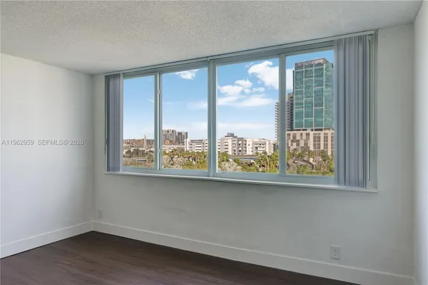 $4,500,000 | 9001-9143 Southwest 77th Avenue, Miami, FL 33156