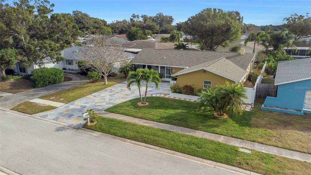 8909 118th Way Seminole, FL 33772 - Photo 20 of 58