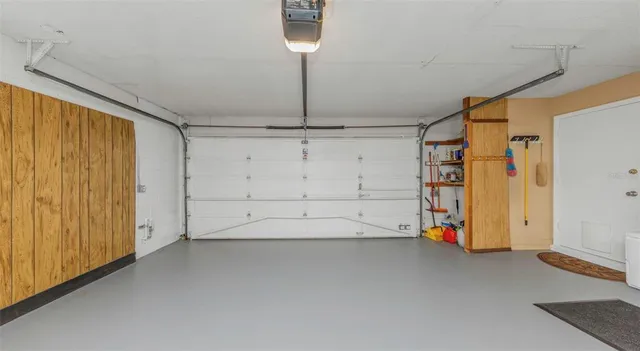 $669,900 | 8909 118th Way, Seminole, FL 33772