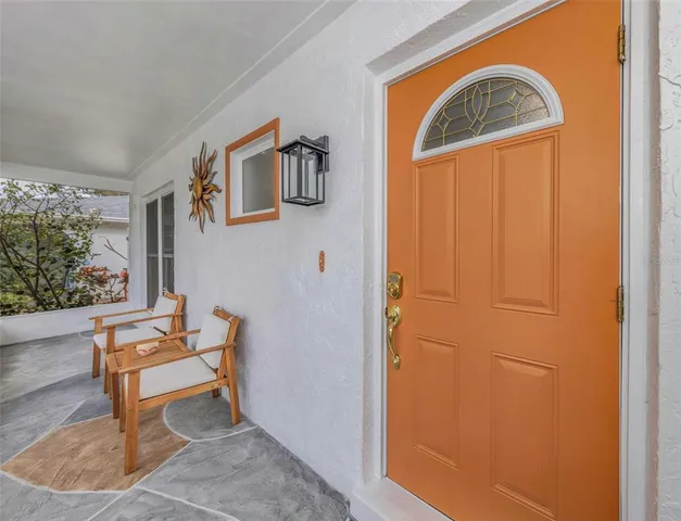 $669,900 | 8909 118th Way, Seminole, FL 33772