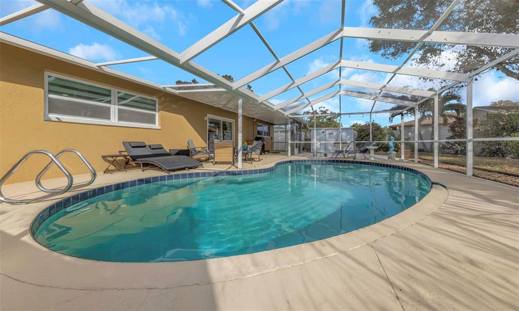 8909 118th Way Seminole, FL 33772 - Photo 7 of 58