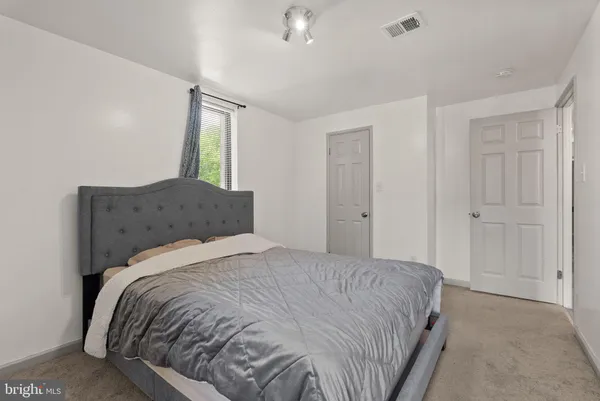 $2,250 | 3352 Huntley Square Drive, Unit T, Temple Hills, MD 20748