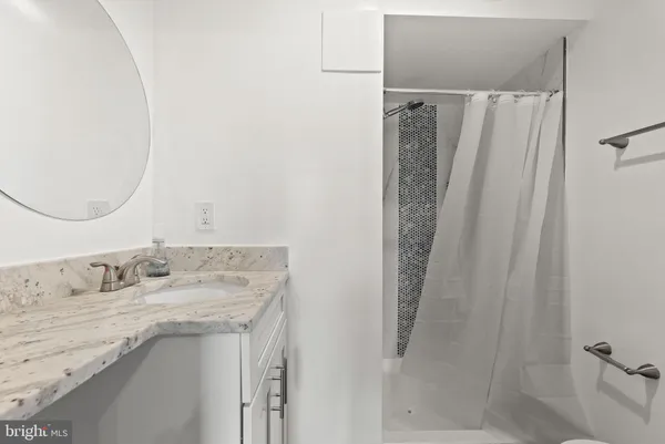 $2,250 | 3352 Huntley Square Drive, Unit T, Temple Hills, MD 20748