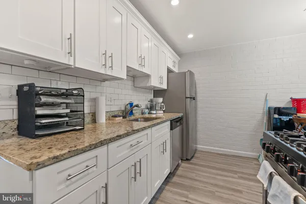 $2,250 | 3352 Huntley Square Drive, Unit T, Temple Hills, MD 20748