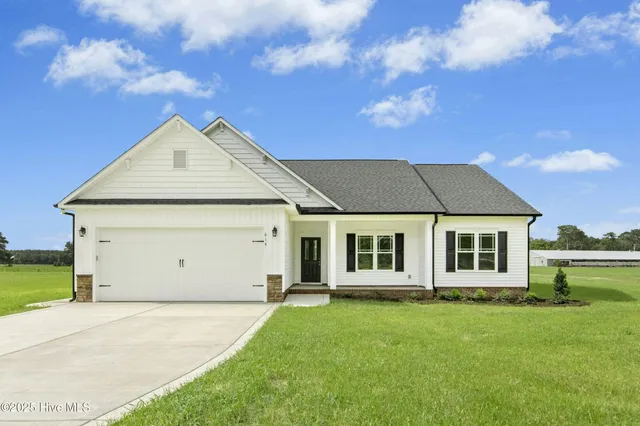 $362,900 | 614 Tart Town Road, Dunn, NC 28334