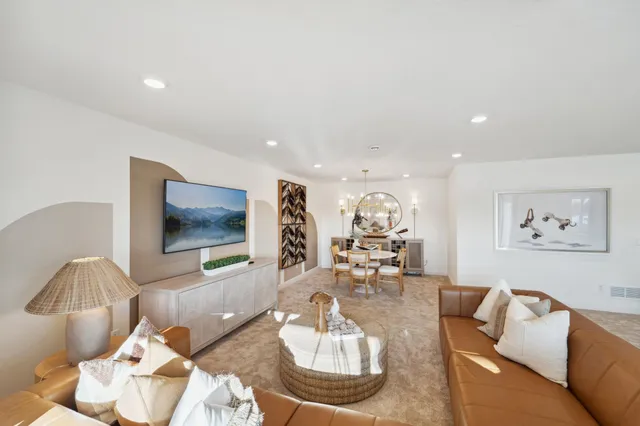 $799,990 | 15645 Granada Avenue North, Hugo, MN 55038