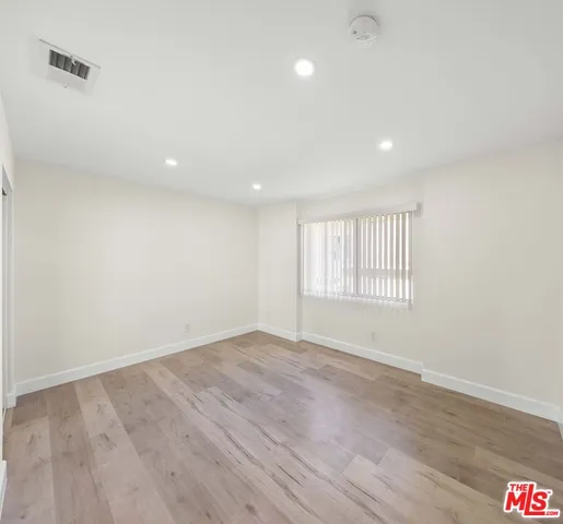 $2,500 | 14112 Delano Street, Unit 3, Van Nuys, CA 91401