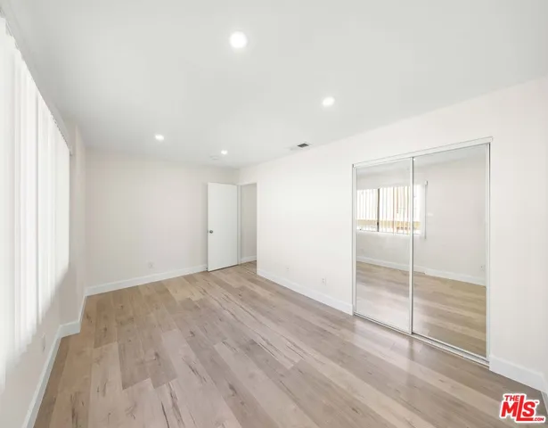 $2,500 | 14112 Delano Street, Unit 3, Van Nuys, CA 91401