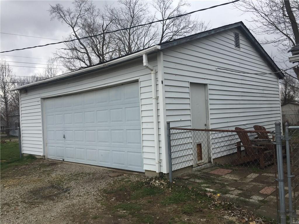 418 Robbins Street Hope, IN 47246 - Photo 9 of 9 Gallery Image 9