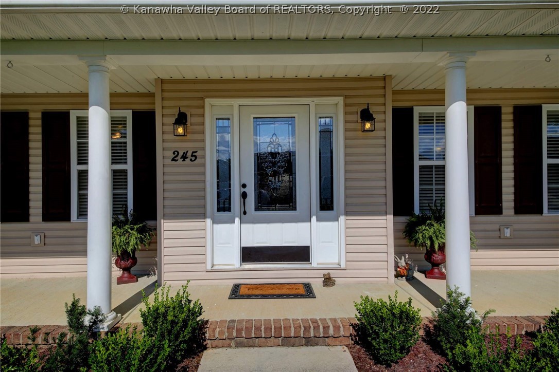 245 Baker Drive Winfield, WV 25213 - Photo 2 of 20 Gallery Image 2
