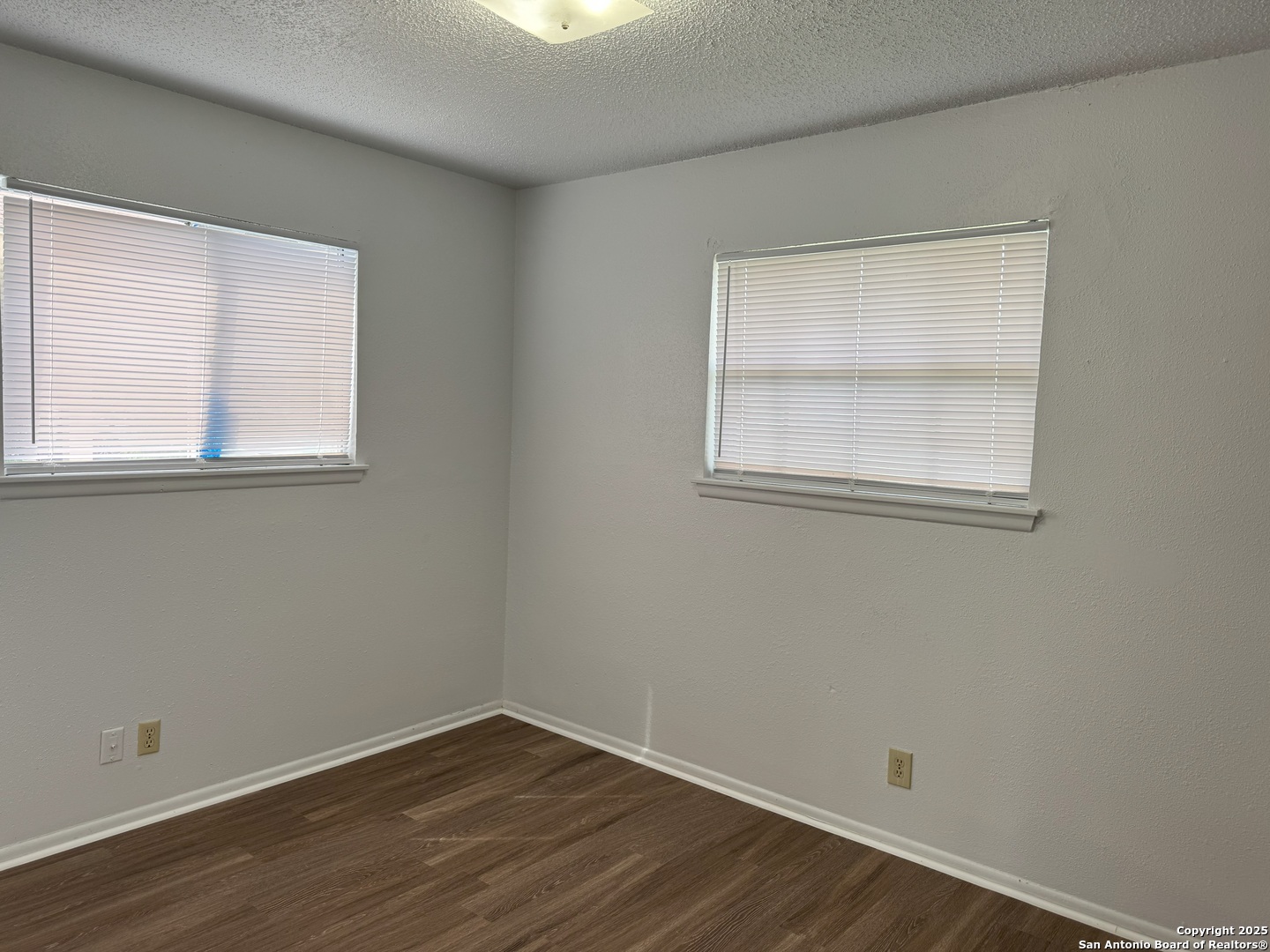132 Meadow Way Converse, TX 78109 - Photo 8 of 15
