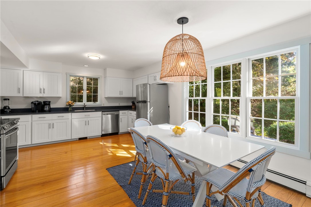 28 Noyes Neck Road Westerly, RI 02891 - Photo 8 of 28 Gallery Image 8