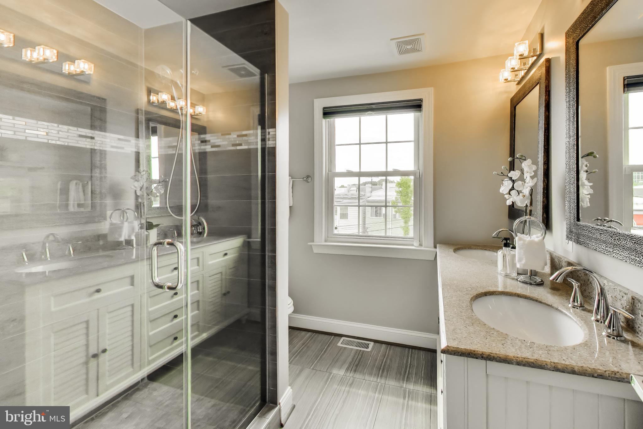 317 Todd Place Northeast Washington, DC 20002 - Photo 20 of 46 Primary w/ ensuite